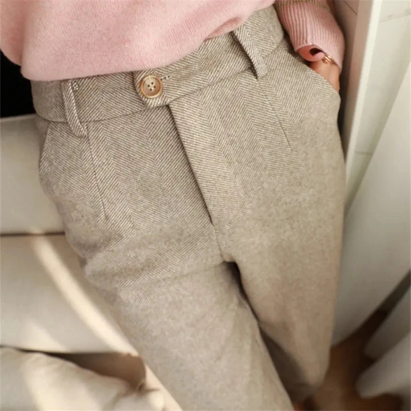 Women's high-waist tapered trousers, view 10
