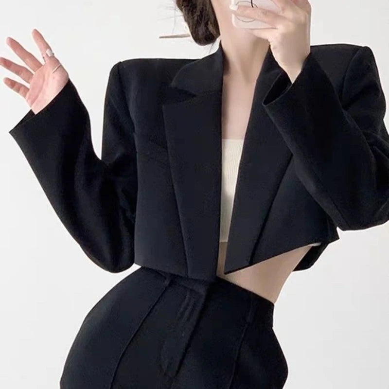 Women's open-front cropped blazer, view 3