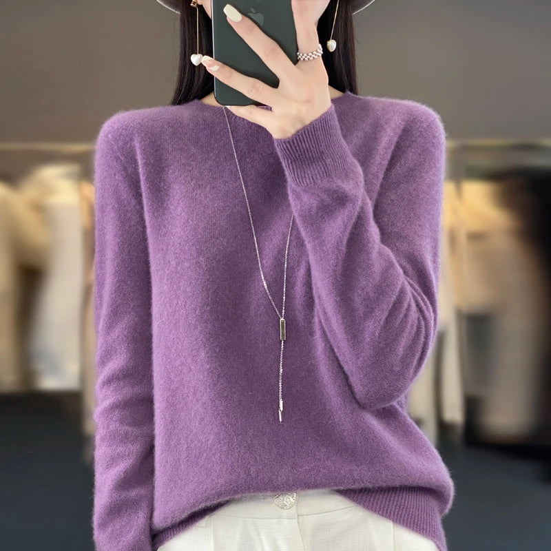 Women's fine-knit crewneck sweater, view 10