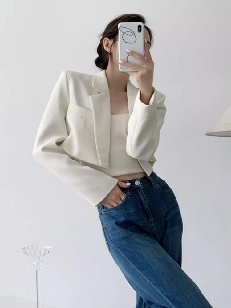 Women's open-front cropped blazer, view 2
